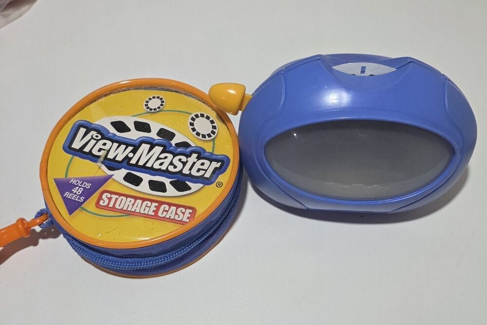 1990s VIEW MASTER 3D Blue Reel Viewer Vintage WORKING + Reels And Case